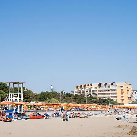 La Zattera Porto Santa Margherita